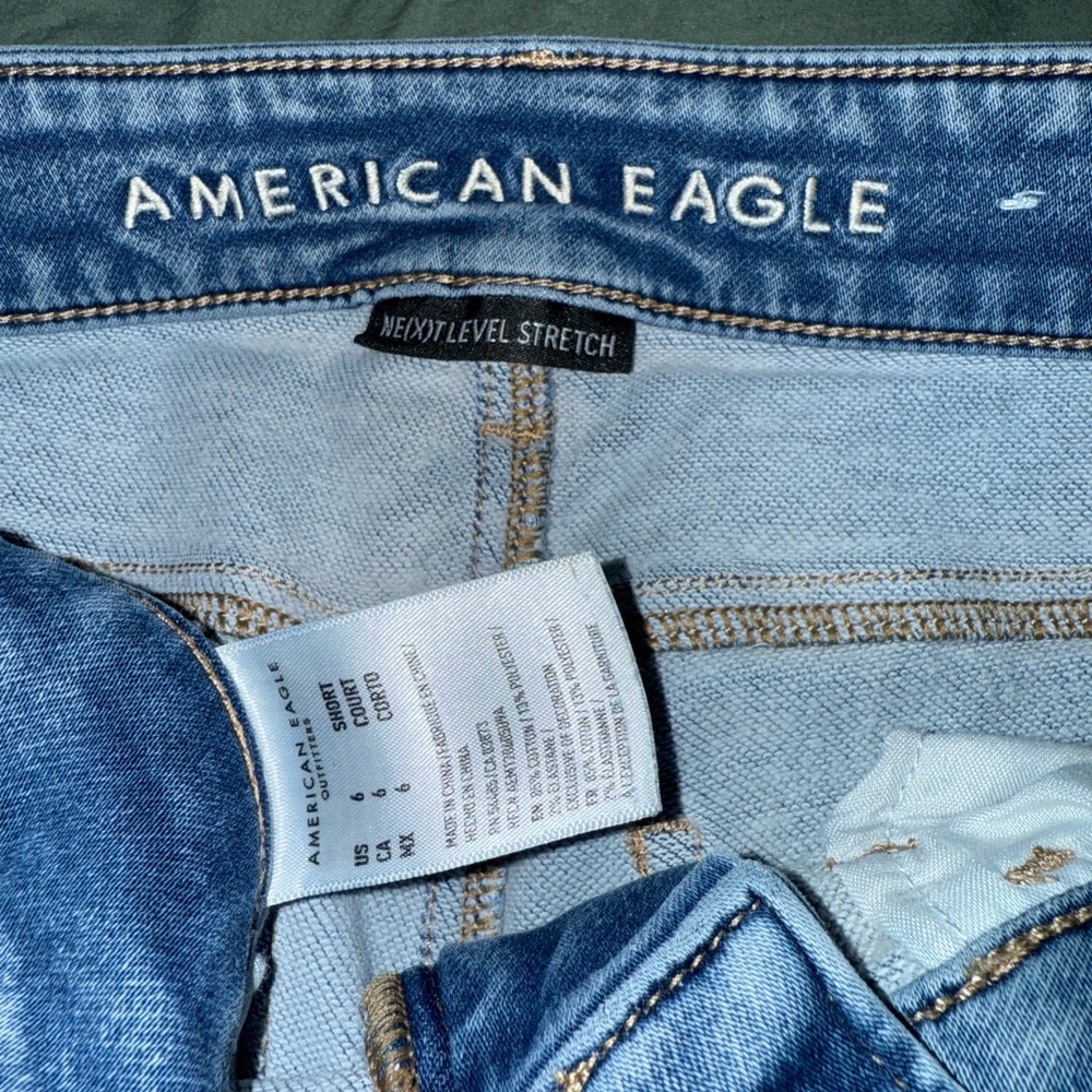 American Eagle Outfitters Light Blue Skinny Jeans